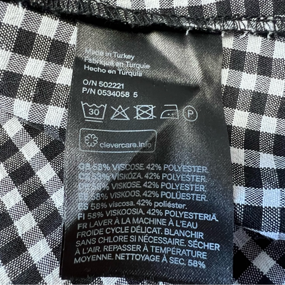 H&M Checked Off Shoulder Ruffle Sleeve Top - Picture 5 of 5